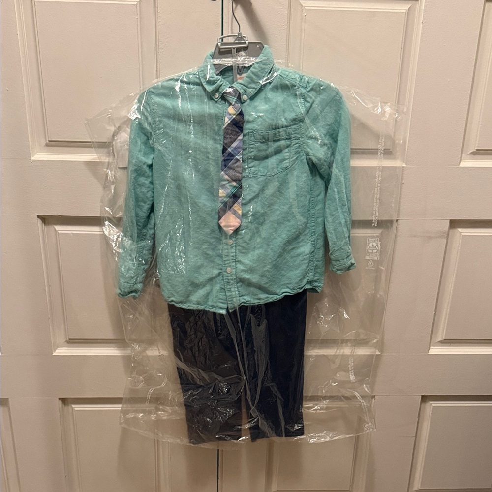 Teal Button-Up Shirt with Tie and navy blue Pants Set